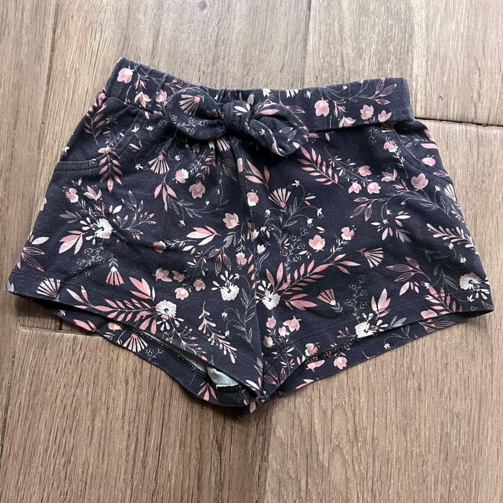 Girl shorts